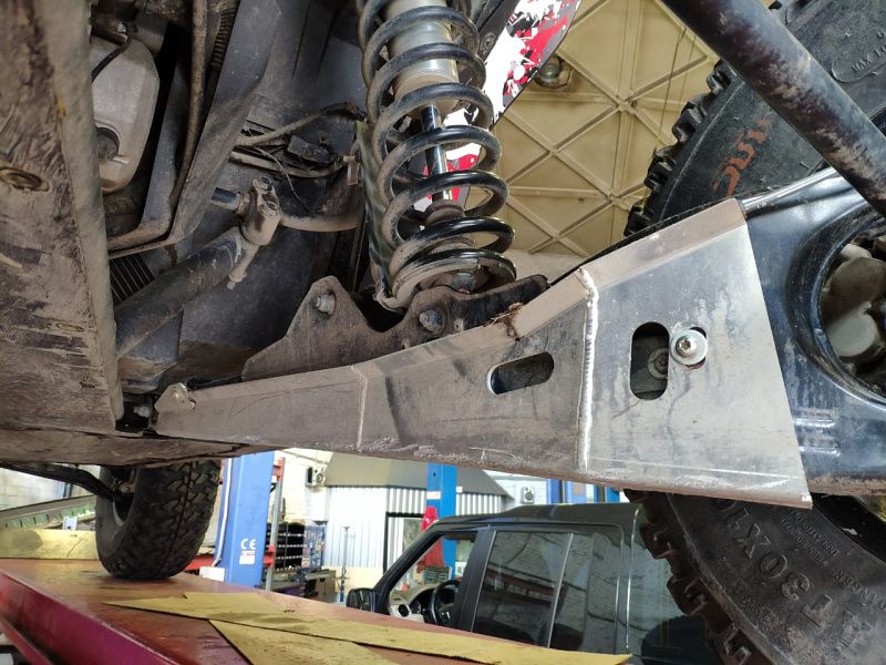 Защита задних рычагов Maverick X3 №3