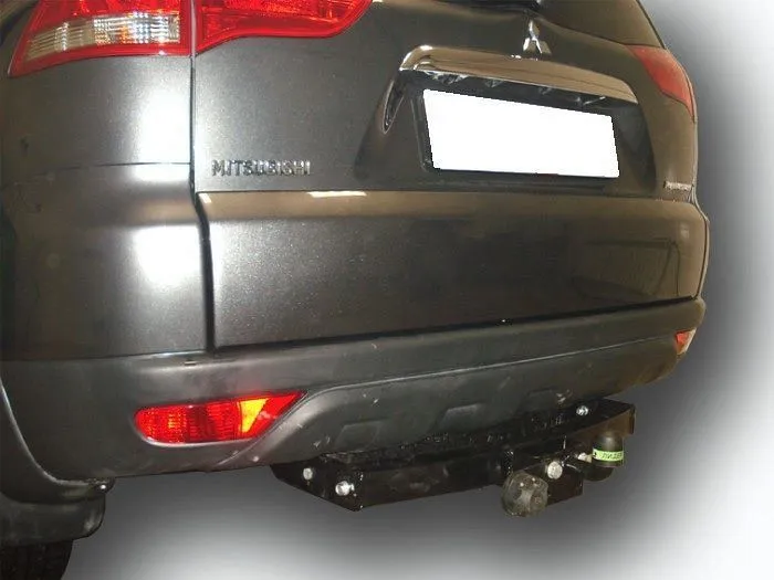 Фаркоп для Mitsubishi Pajero Sport II 2008 - 2016